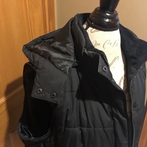 Men’s Hooded Puffy Vest